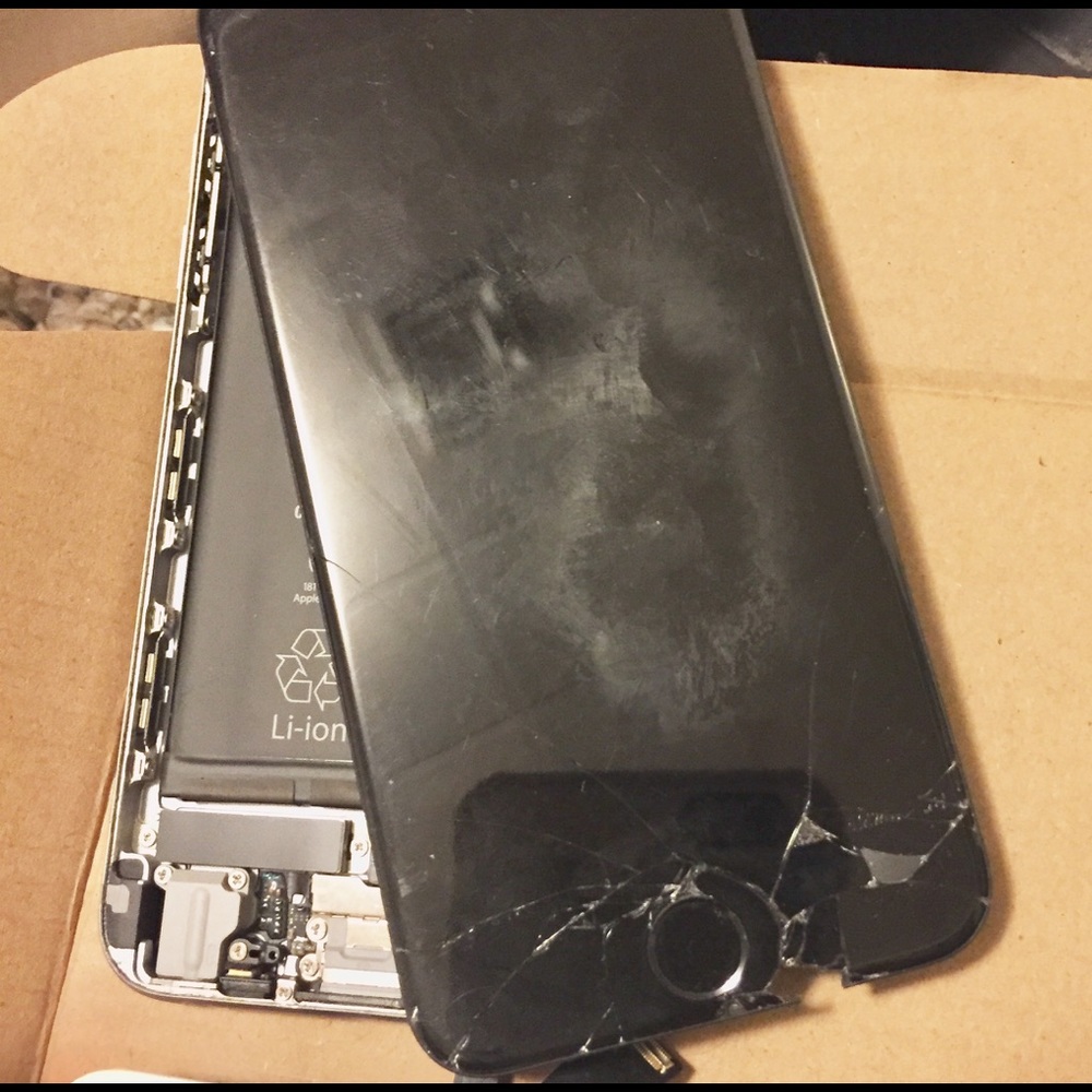 iPhone 6 w/ replacement screen and tools